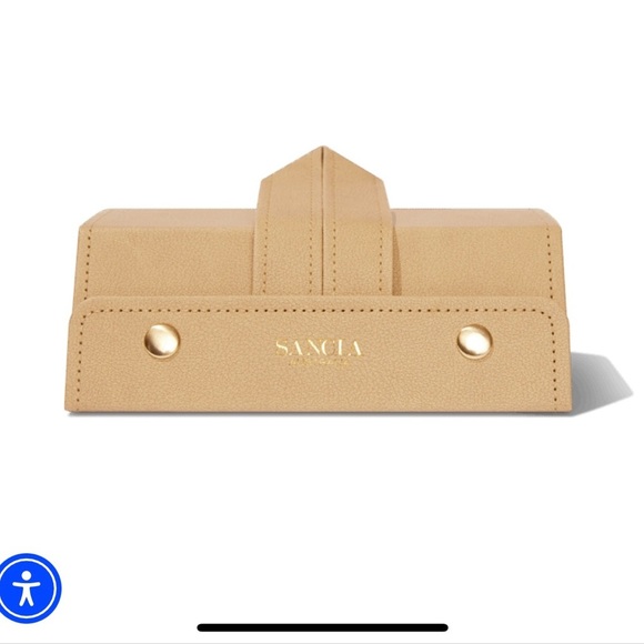 Beige Faux Leather Sunglasses Holder with 3 compartments - Picture 4 of 5